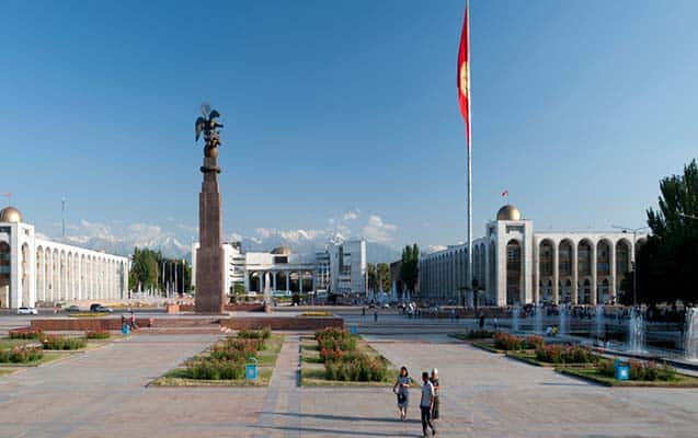 Kırgızistan'da Çalışmak, Yaşam - iş Kurmak - Kırgızistan'da Maaşlar